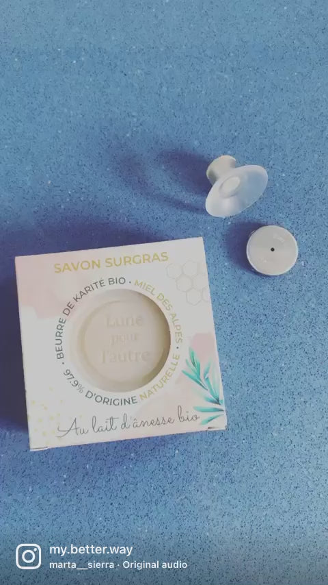magnetic soap holder for solid soap