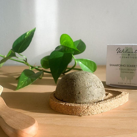shampoing solide végetal -soin conçu pour cheveux gras