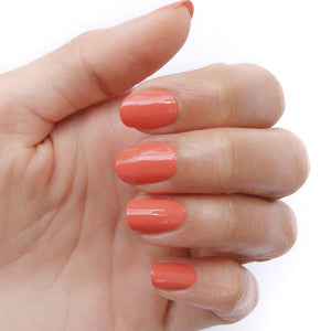 Natural and non-toxic nail polish