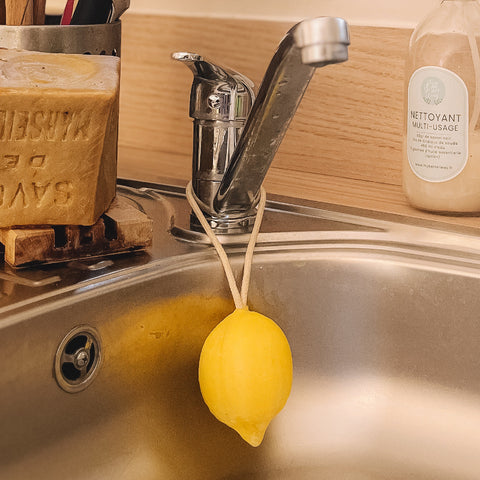 savon citron sur corde cuisine ou salle de bain
