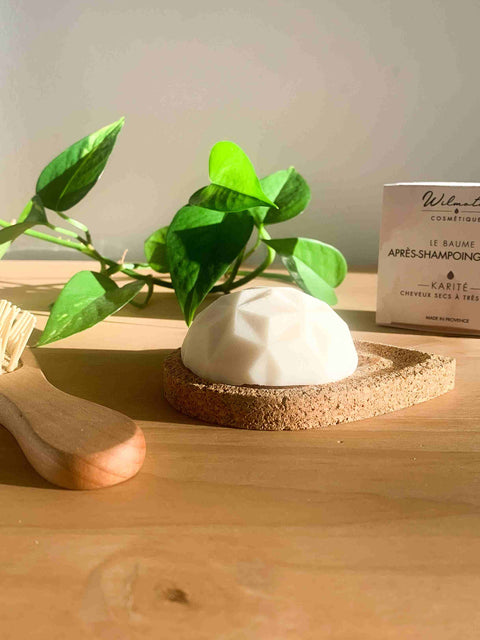 Shea plant conditioner bar for very dry hair